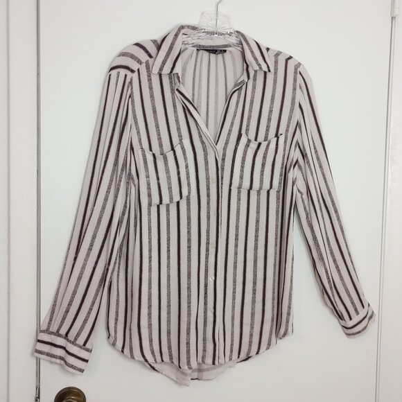 Black Tape Striped Button Front Hi-Lo Tunic Shirt - Picture 2 of 12